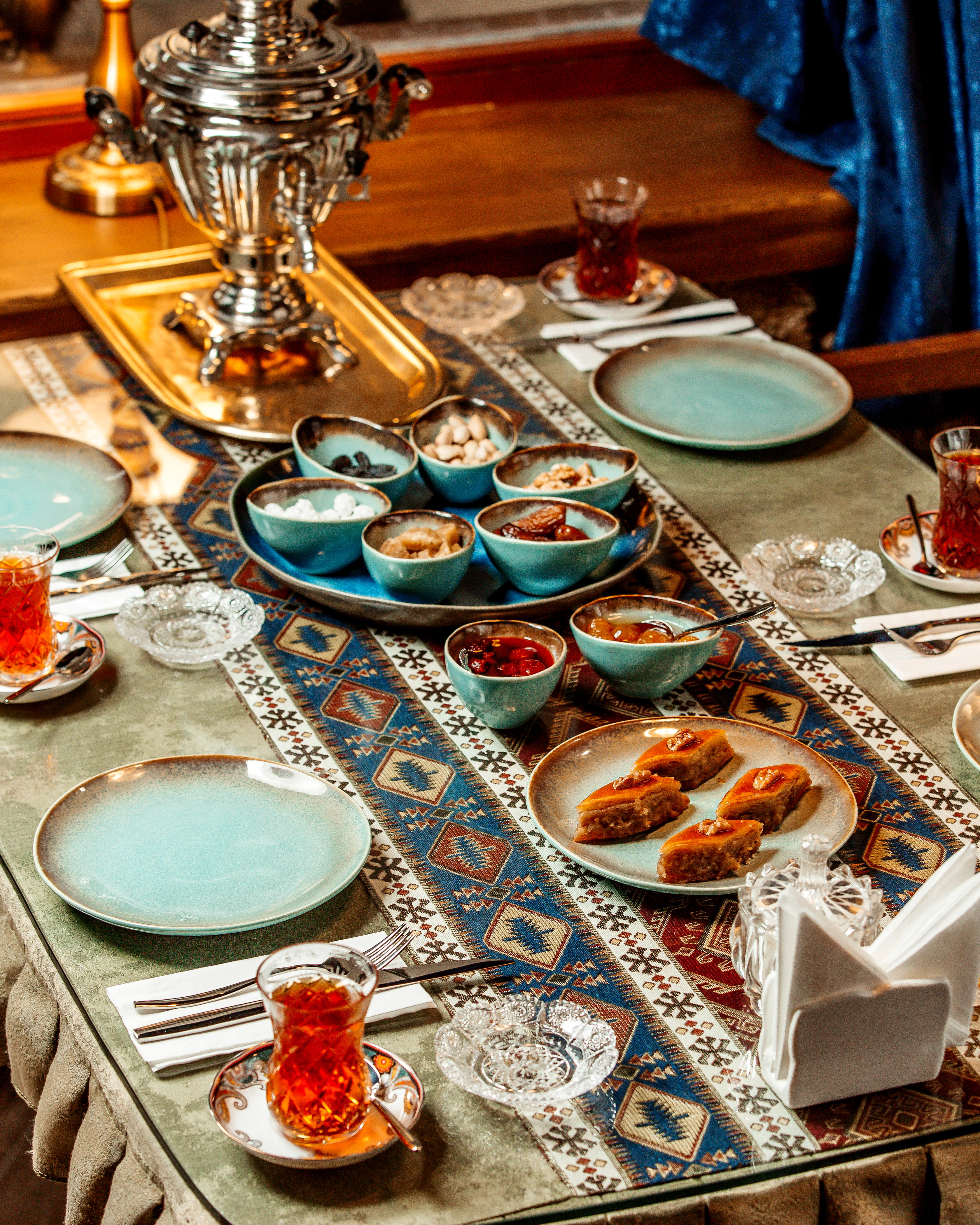 Tea Set with Baklava